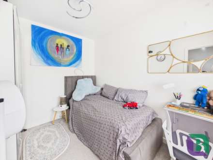 Burney Drive, Eagle Farm South, Image 12
