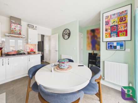 Burney Drive, Eagle Farm South, Image 5