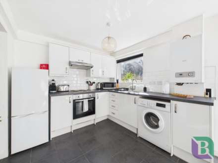 Frensham Drive, Bletchley, Image 6
