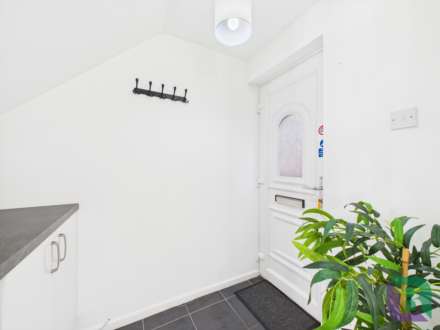 Frensham Drive, Bletchley, Image 8