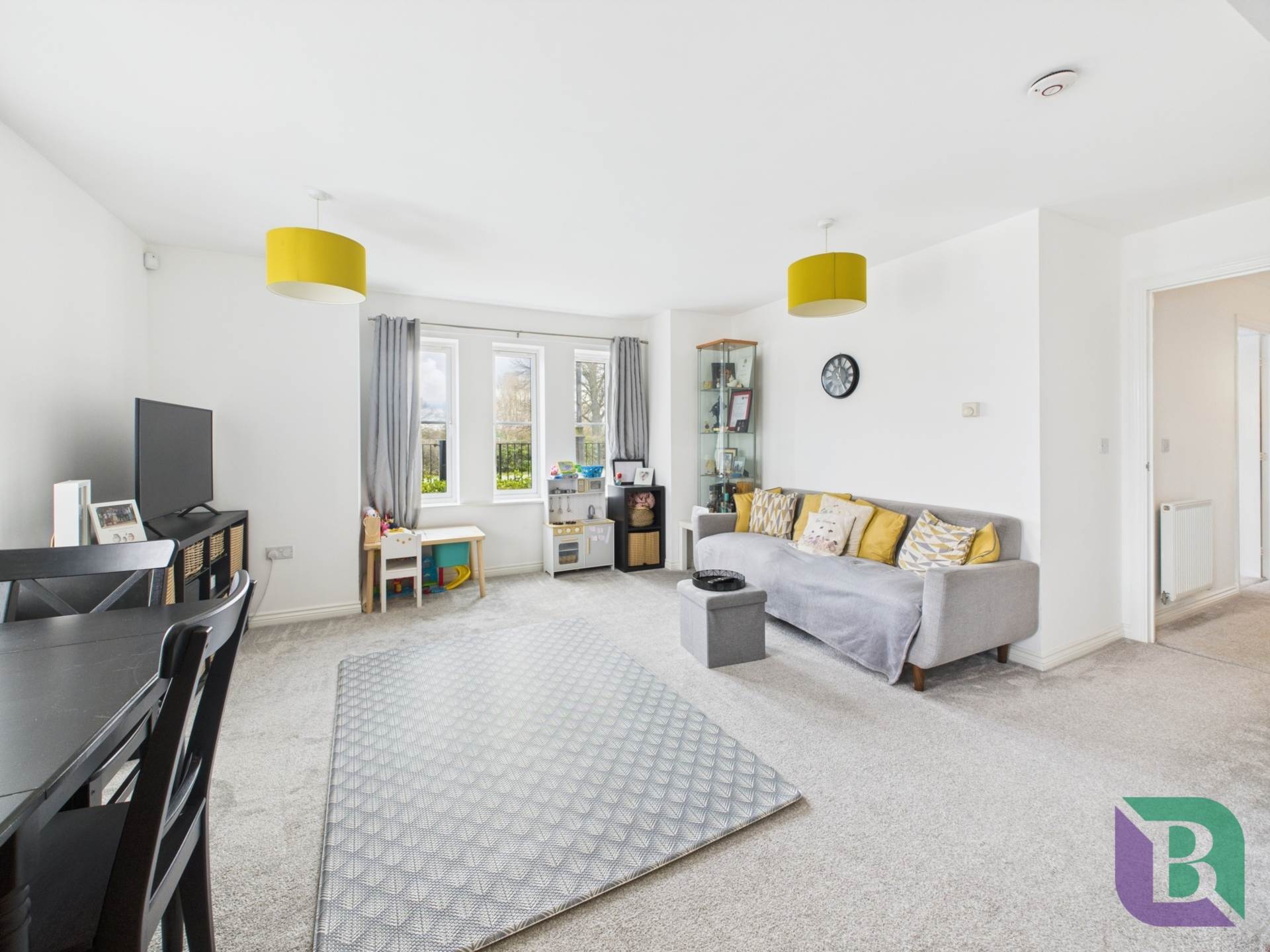 Summerlin Drive, Woburn Sands, Image 3