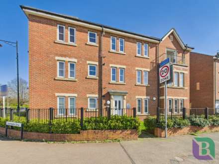 Summerlin Drive, Woburn Sands, Image 1