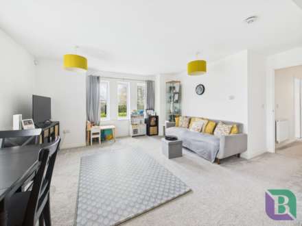 Summerlin Drive, Woburn Sands, Image 3
