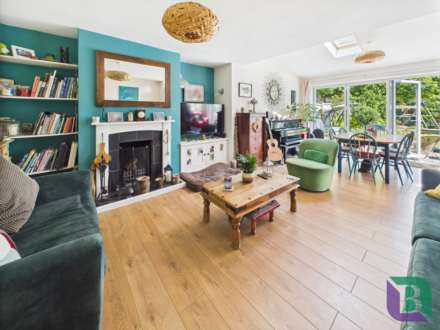 Chapel Street, Woburn Sands, Image 2