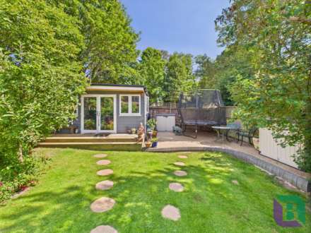 Chapel Street, Woburn Sands, Image 20