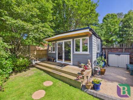 Chapel Street, Woburn Sands, Image 21