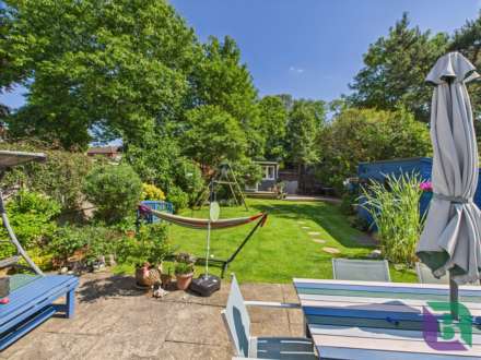 Chapel Street, Woburn Sands, Image 24