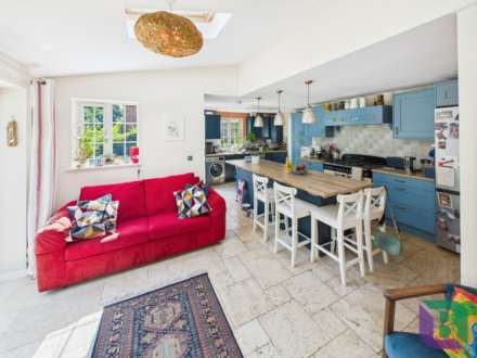 Chapel Street, Woburn Sands, Image 7