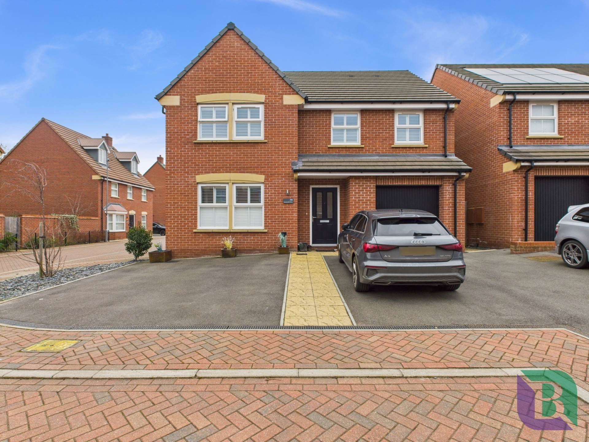 Summerlin Drive, Milton Keynes, Image 15