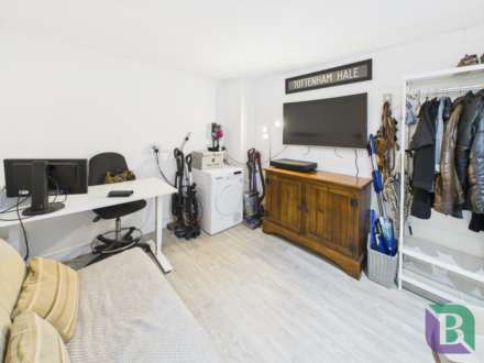 Summerlin Drive, Milton Keynes, Image 13