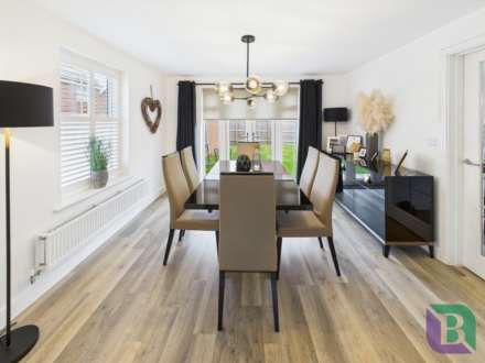 Summerlin Drive, Milton Keynes, Image 3