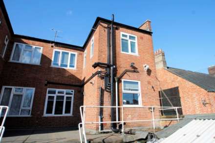 High Street, Rushden, Image 3