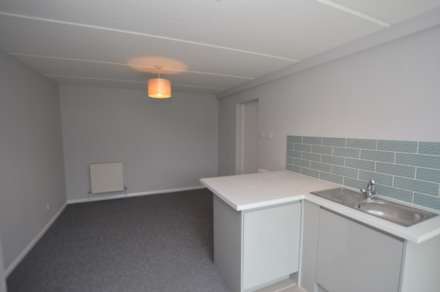 Warren Bank, Simpson, Image 5