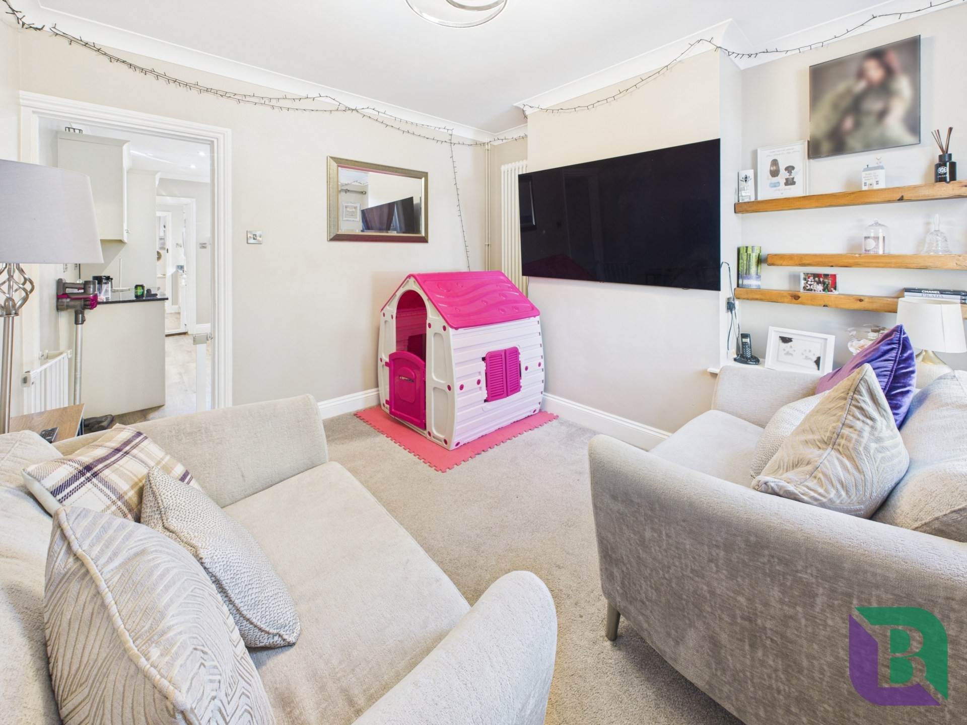 Bedford Road, Aspley Guise, Image 5