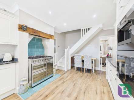 Bedford Road, Aspley Guise, Image 6