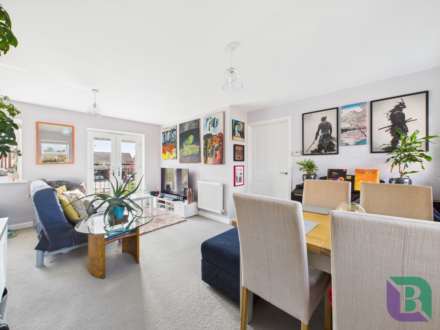 Albus Close, Fairfields, Image 2
