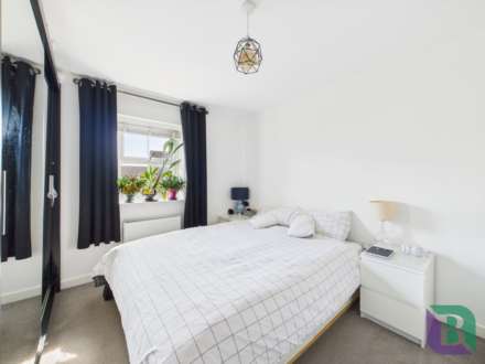 Albus Close, Fairfields, Image 8