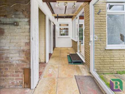 Cranfield Road, Woburn Sands, Image 9
