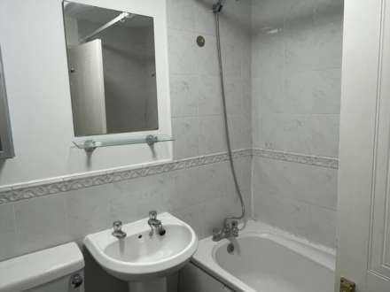 Bardsey Court, Monkston, Image 8