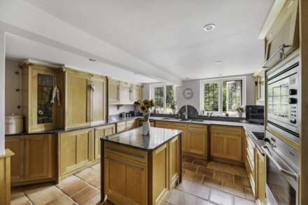 Tring, Image 10