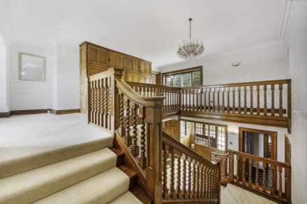 Tring, Image 15