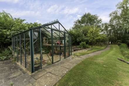 Tring, Image 40