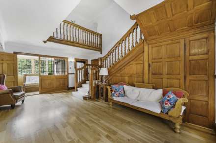 Tring, Image 6