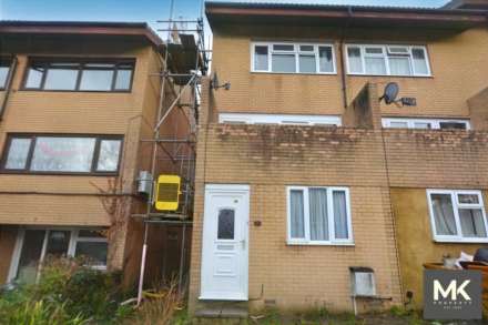 Marigold Place, Conniburrow, Image 5