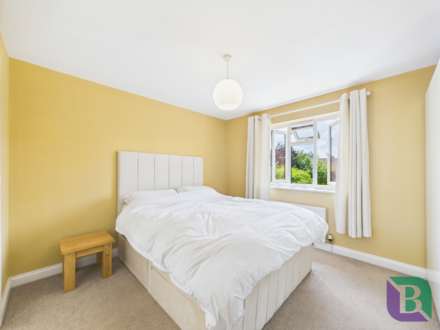 Holst Crescent, Old Farm Park, Image 14