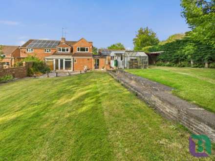 Parkway, Bow Brickhill, Image 2