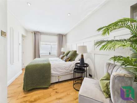 Deethe Close, Woburn Sands, Image 13