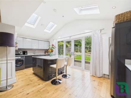 Deethe Close, Woburn Sands, Image 2