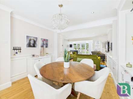 Deethe Close, Woburn Sands, Image 9