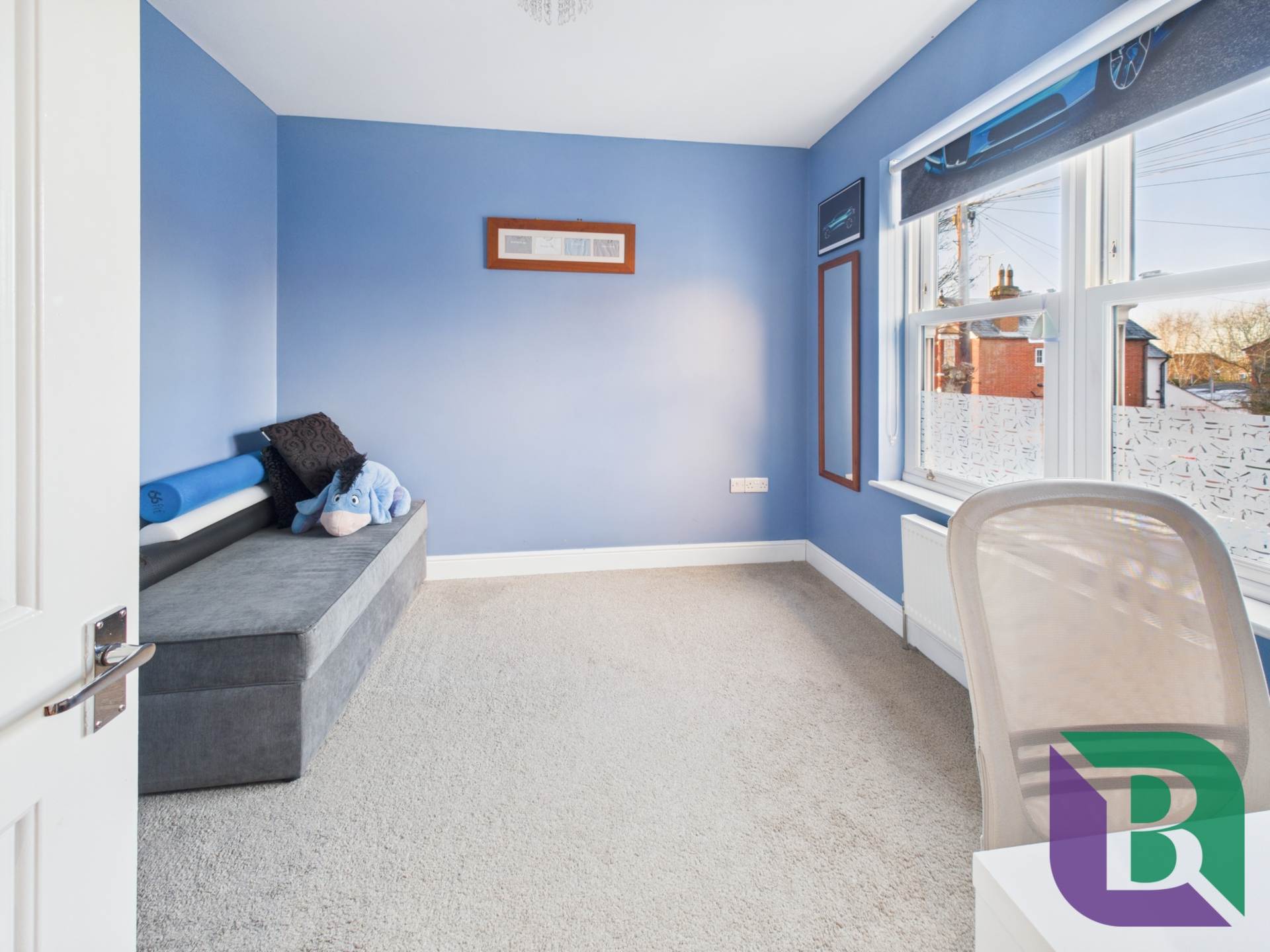 Theydon Avenue, Woburn Sands, Image 19