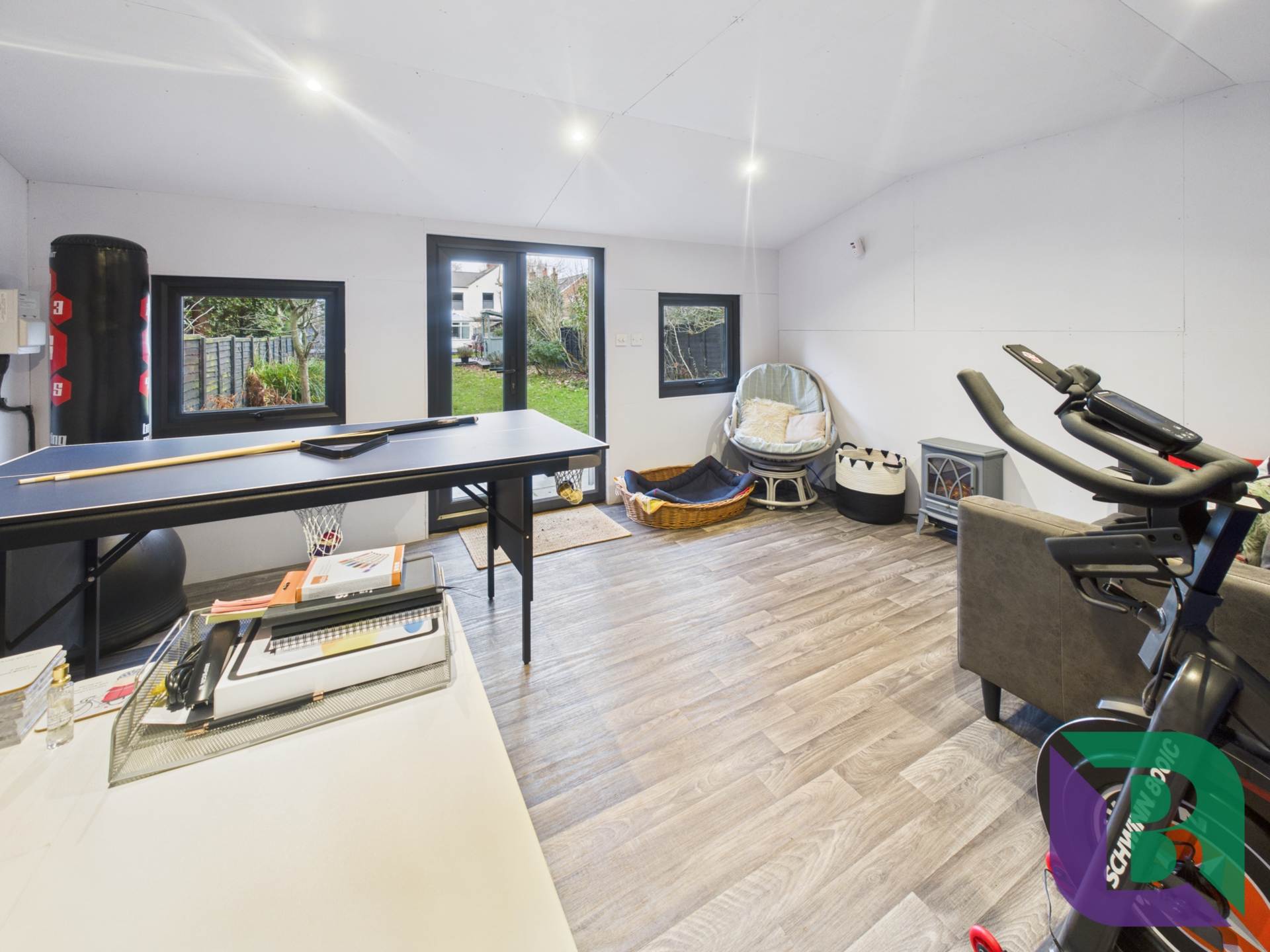 Theydon Avenue, Woburn Sands, Image 22