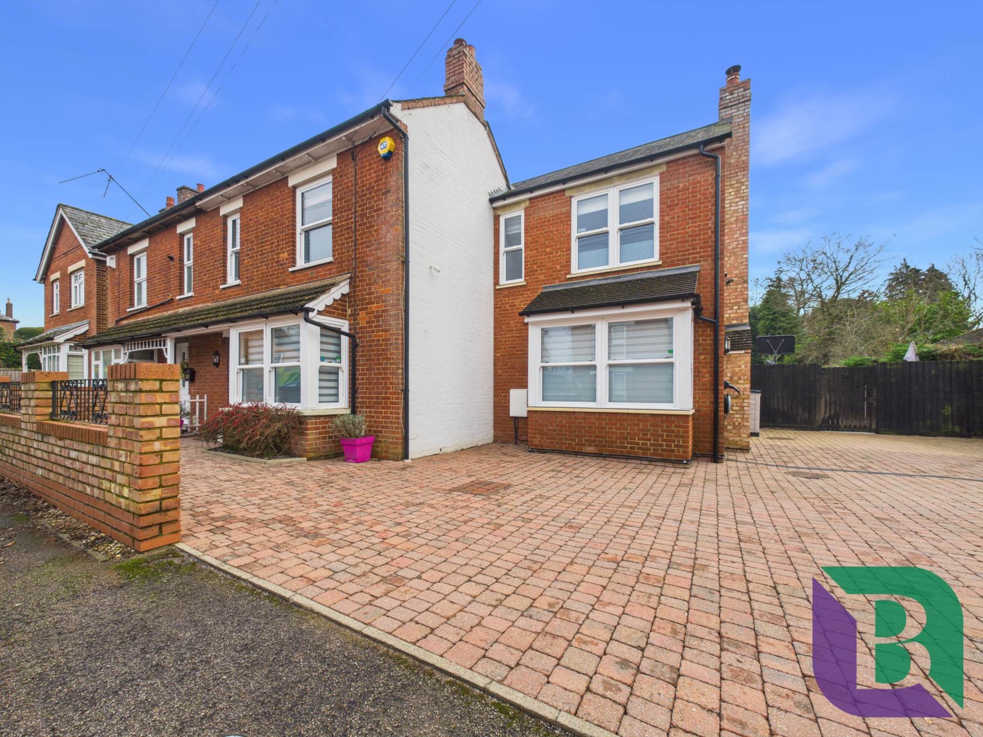 Theydon Avenue, Woburn Sands, Image 30