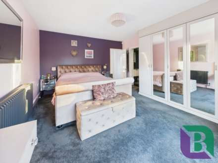 Theydon Avenue, Woburn Sands, Image 13