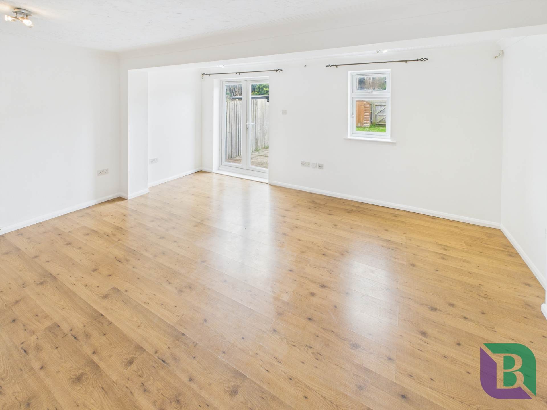 Sadliers Green, Woburn Sands MK17 8XJ, Image 3