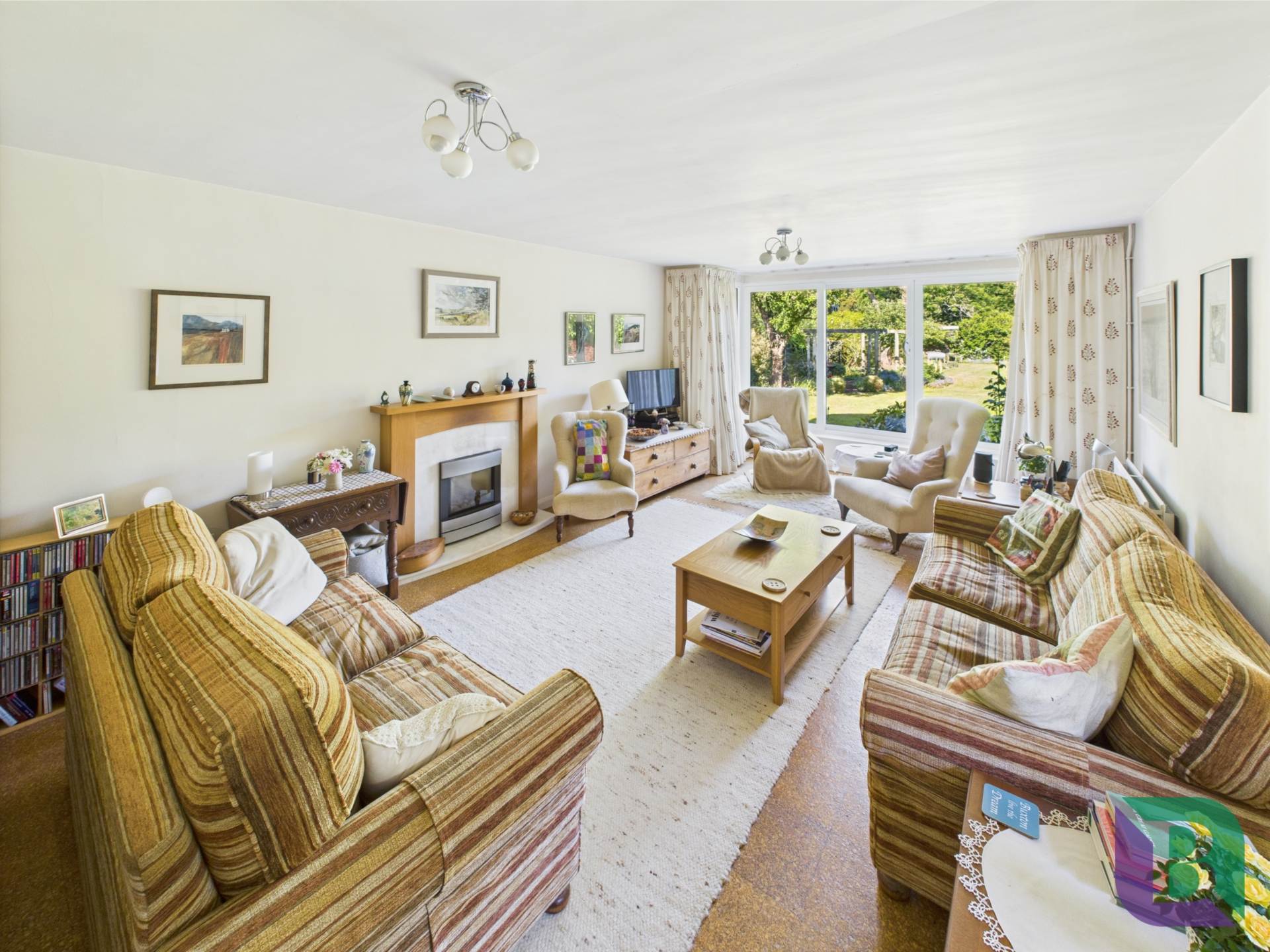 Wood Street, Woburn Sands, Image 3