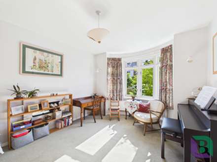 Wood Street, Woburn Sands, Image 12