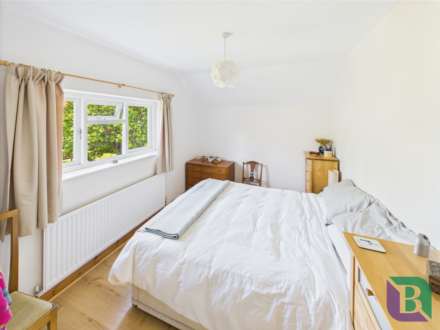 Wood Street, Woburn Sands, Image 16