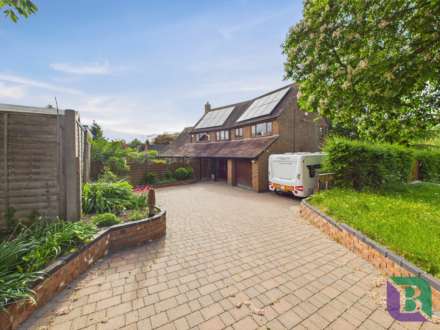 Lissel Road, Simpson, Image 1