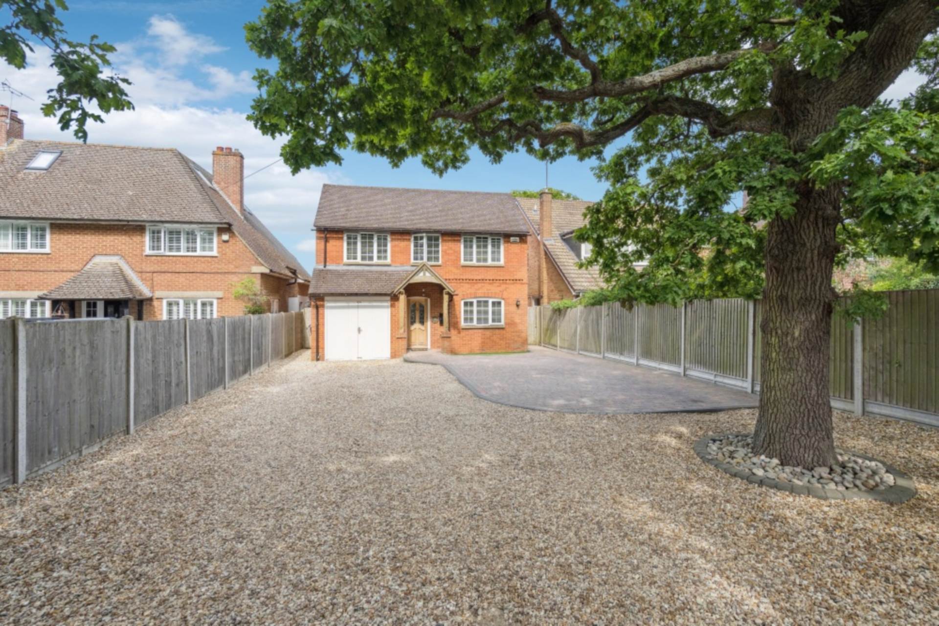 Newport Road, Woburn Sands, Image 24