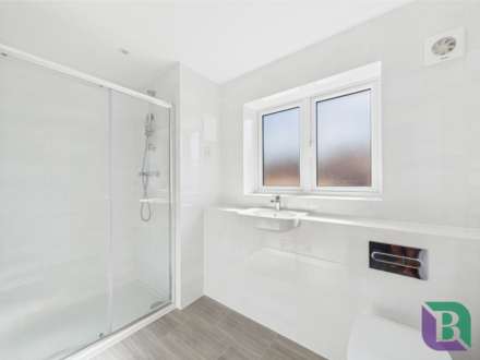 Columbia Drive, Milton Keynes, Image 15