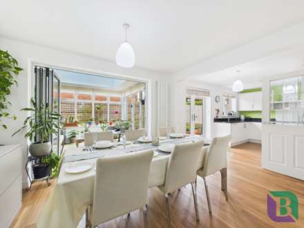 Kiln Drive, Woburn Sands, Image 5