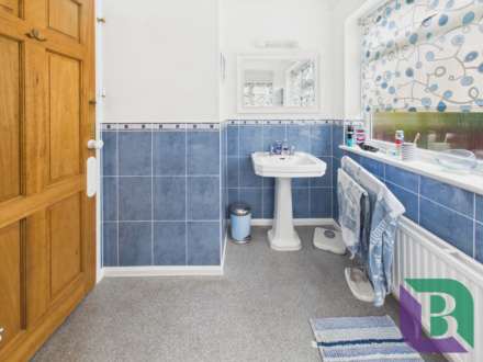 Salford Road, Milton Keynes, Image 16