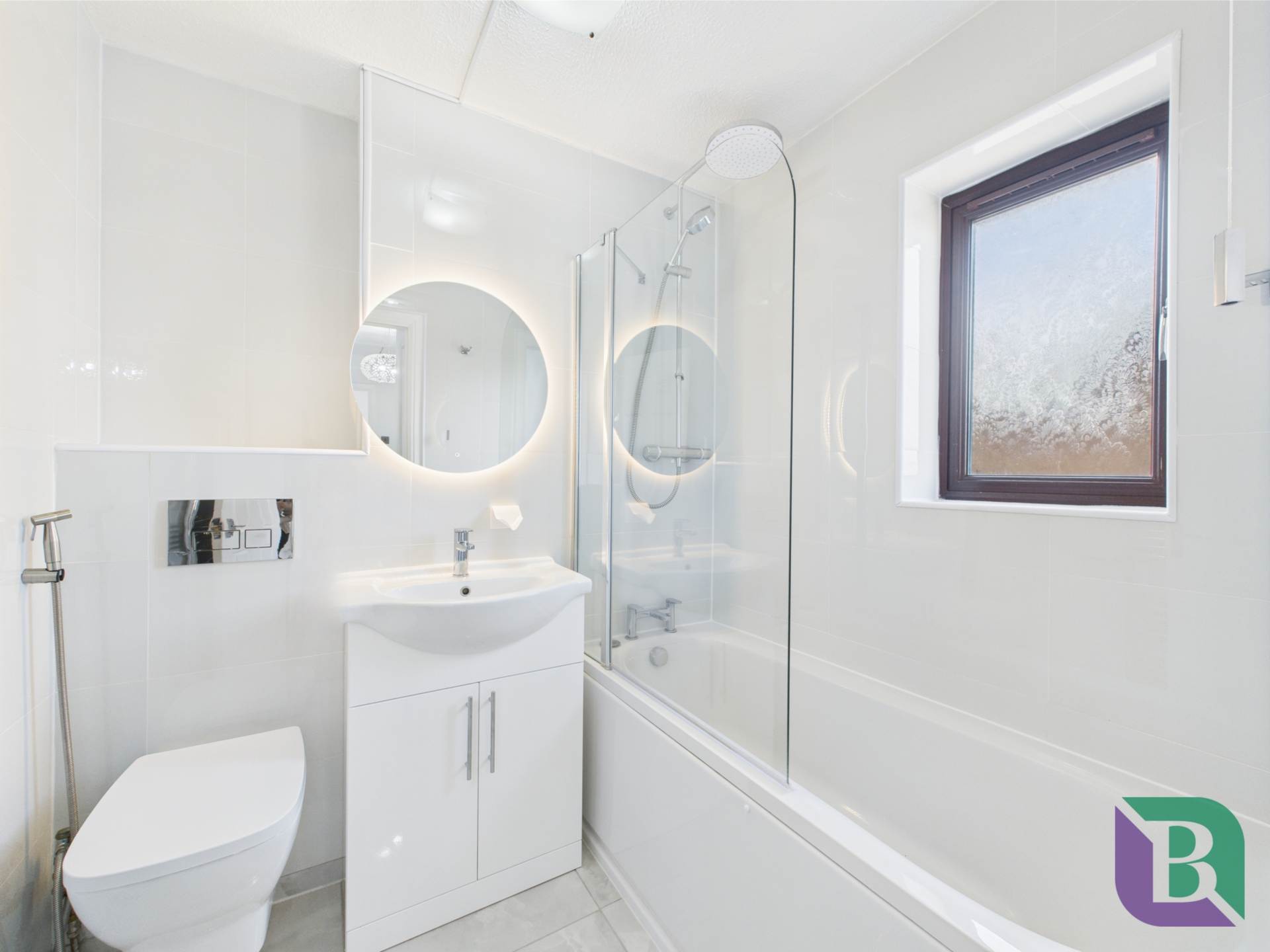 Brearley Avenue, Oldbrook, Image 12