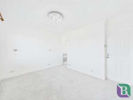 Brearley Avenue, Oldbrook, Image 14