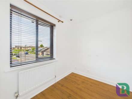 Brearley Avenue, Oldbrook, Image 18