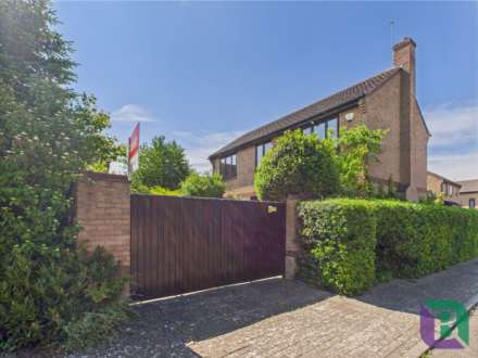 Brearley Avenue, Oldbrook, Image 25